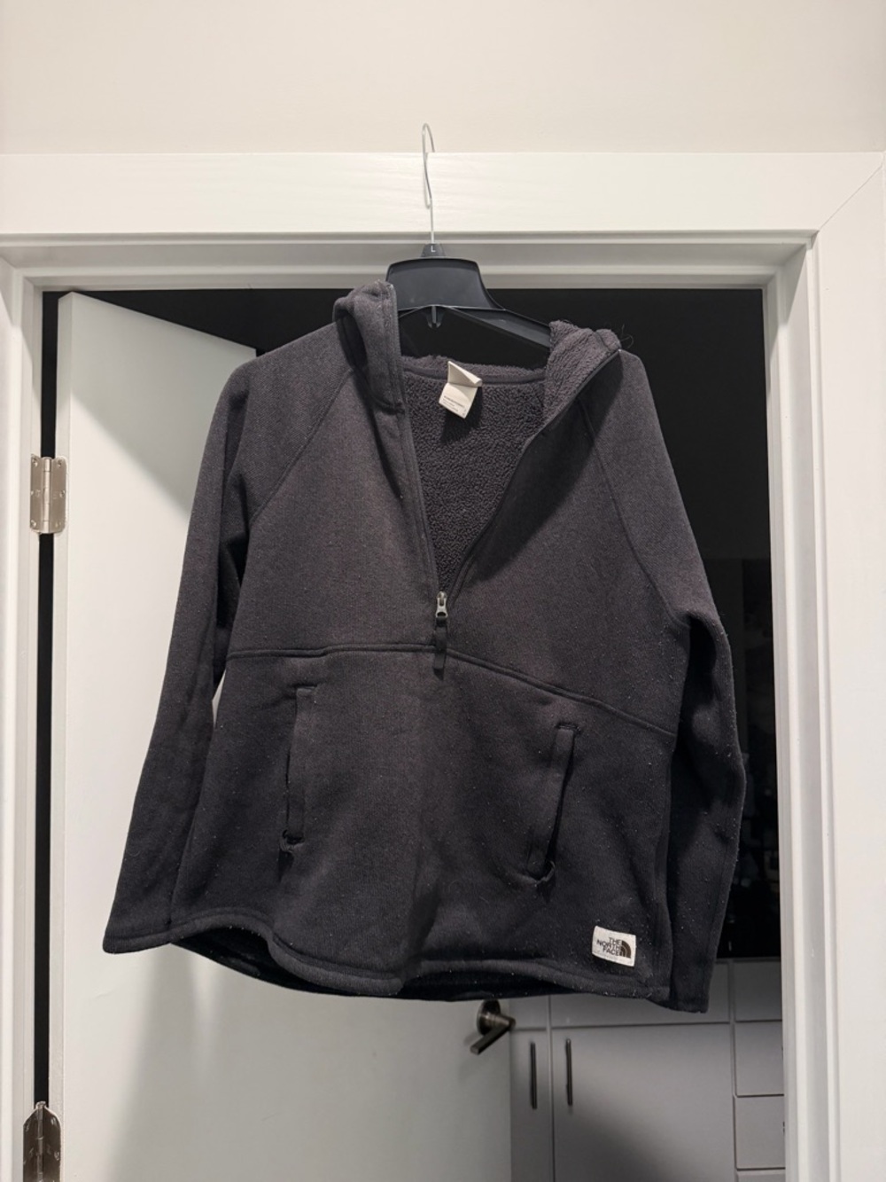 The North Face Women’s Black Quarter-Zip Hooded Fleece